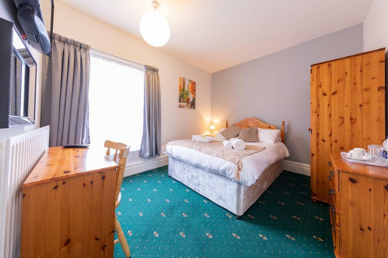 The Clee Hotel - Cleethorpes, Grimsby, Lincolnshire Eksteriør billede